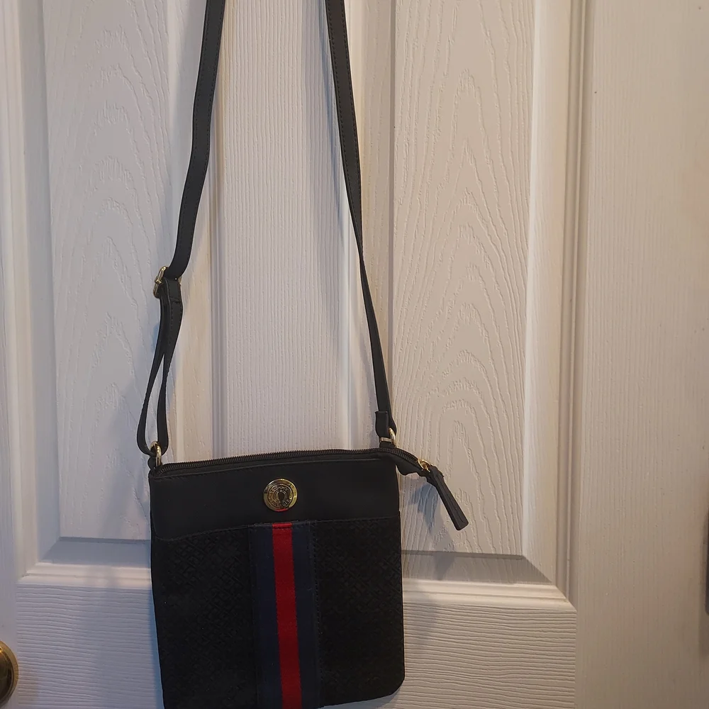 Tommy Hilfiger Black Crossbody Bag with Red and Blue Stripe